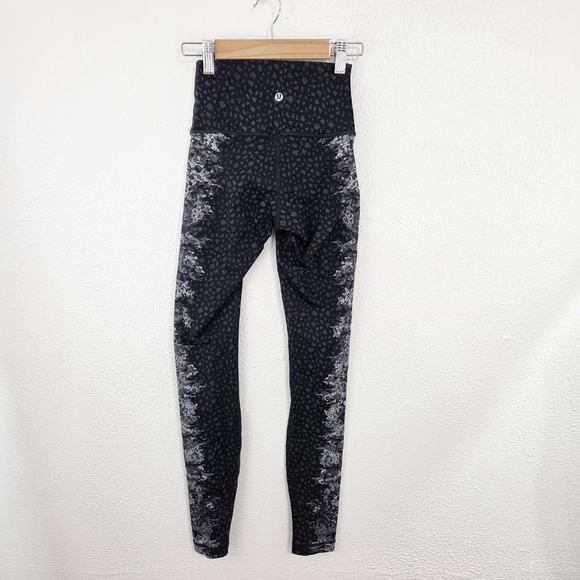Lululemon Wunder Under Hi-Rise Tight 28" Overlace HR Ice Grey Black leggings 2 - Picture 4 of 7